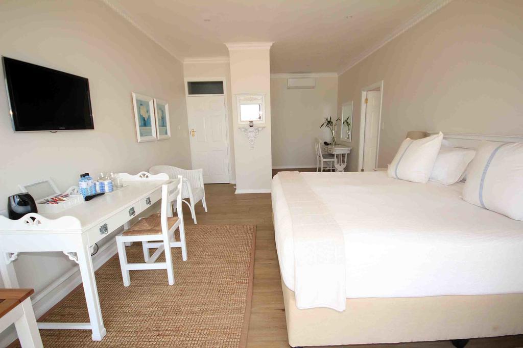 ウムドロティ フェアライト ビーチ ハウス Bed & Breakfast エクステリア 写真